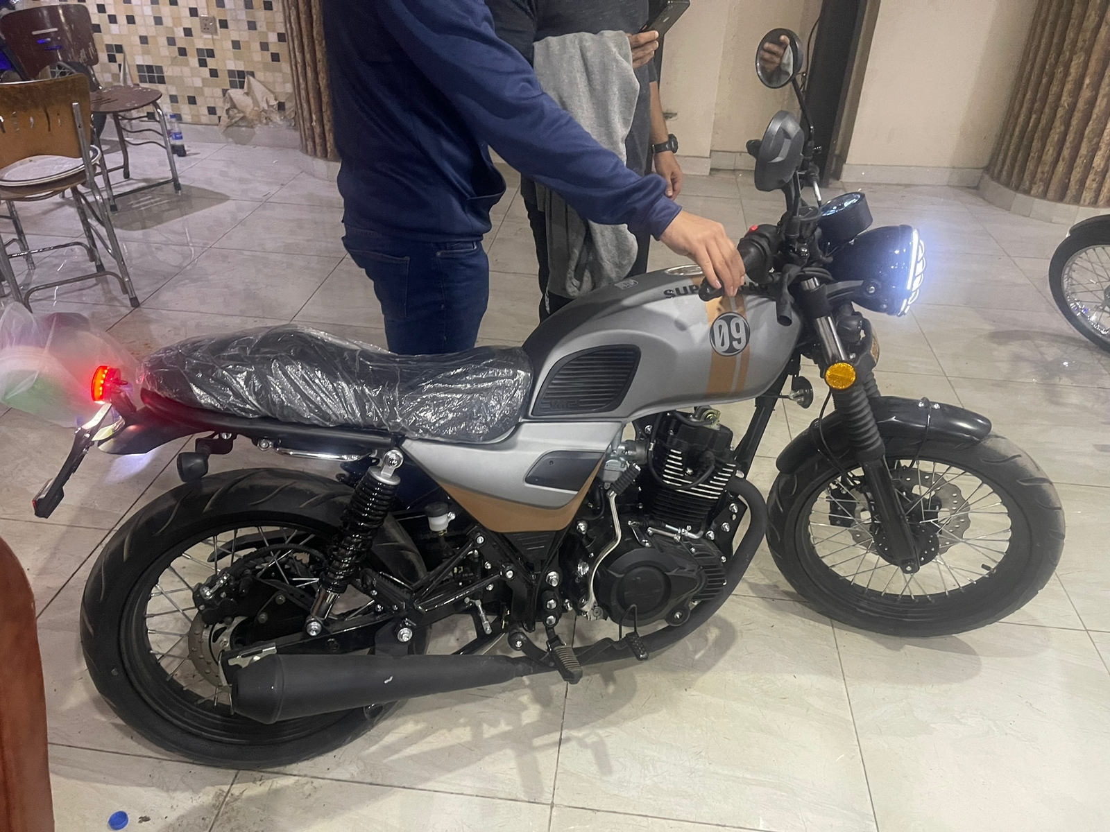 Super Star Scrambler 150